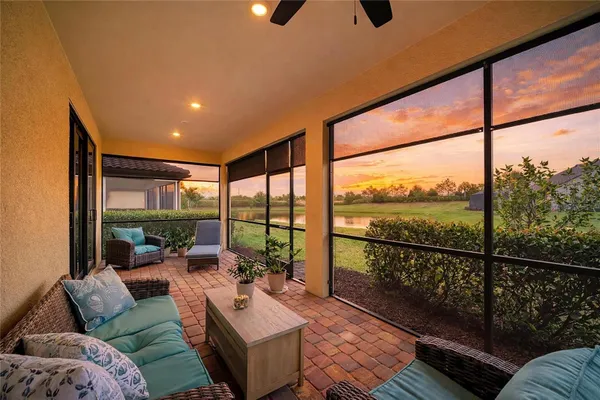 Property Slideshow image 2 of 64 | 7013 hanover ct, Lakewood Ranch, FL, 34202