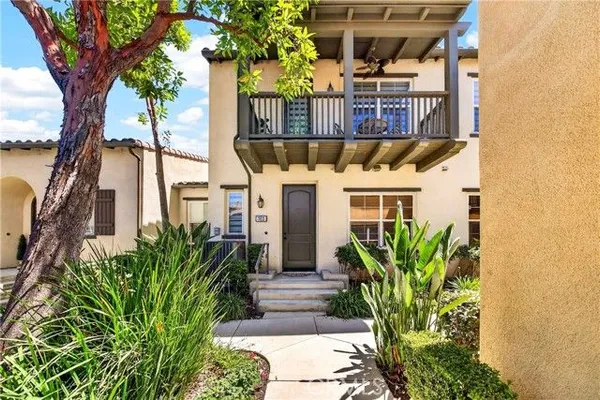 Property Slideshow image 2 of 29 | 4317 owens st 103, Corona, CA, 92883