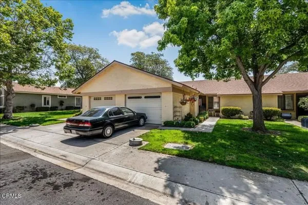 Property Slideshow image 3 of 29 | 41028 village 41 41, Camarillo, CA, 93012
