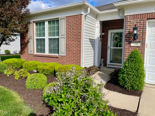 Property Slideshow image 2 of 24 | 12961 merlot ln, Fishers, IN, 46037
