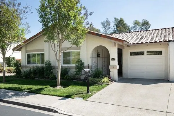 Property Slideshow image 2 of 66 | 28052 via congora, Mission Viejo, CA, 92692