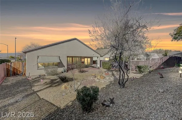 Property Slideshow image 3 of 75 | 2588 solera sky dr, Henderson, NV, 89044
