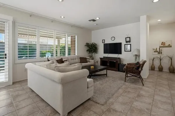 Property Slideshow image 2 of 17 | 78739 palm tree ave, Palm Desert, CA, 92211