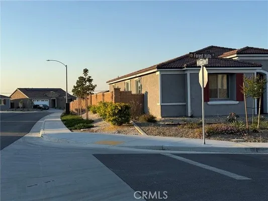 Property Slideshow image 2 of 10 | 25140 forest hills dr, Menifee, CA, 92585