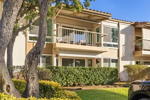 Property Slideshow image 2 of 29 | 12555 oaks north dr unit 203, San Diego, CA, 92128