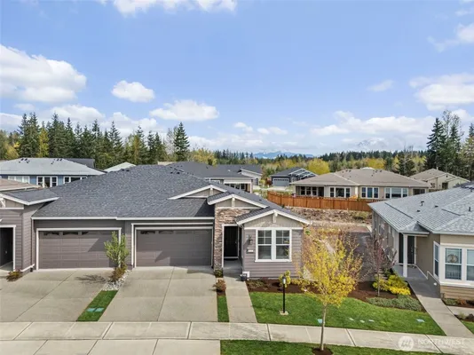 Property Slideshow image 2 of 38 | 15127 182nd ave, Bonney Lake, WA, 98391