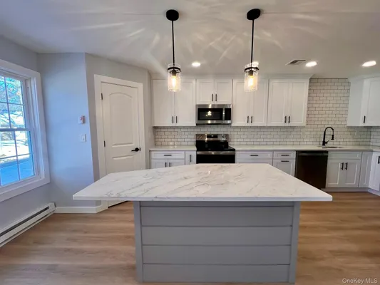 Property Slideshow image 3 of 13 | 278 berwick ct unit b b, Ridge, NY, 11961