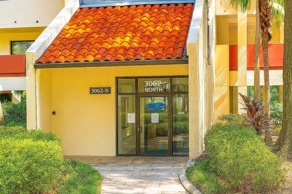 Property Slideshow image 2 of 44 | 3062 eastland blvd 406, Clearwater, FL, 33761