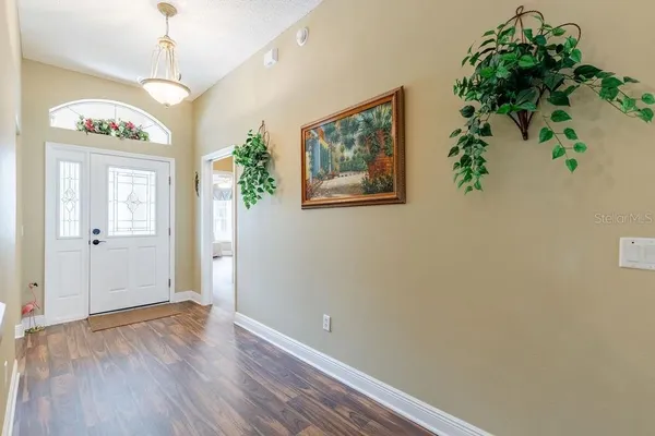 Property Slideshow image 2 of 37 | 877 winifred way, The Villages, FL, 32162