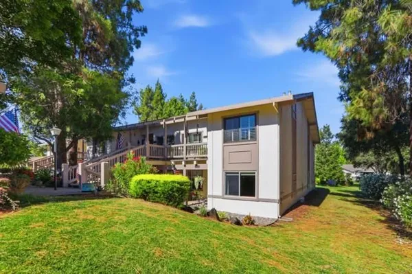 Property Slideshow image 3 of 50 | 5177 cribari knls, San Jose, CA, 95135