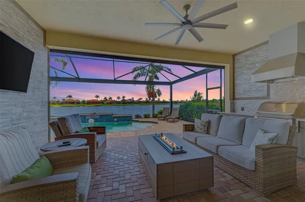 Property Slideshow image 3 of 100 | 23762 waverly cir, Venice, FL, 34293