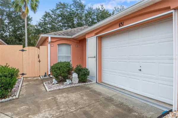 Property Slideshow image 3 of 31 | 631 enconto st, The Villages, FL, 32159