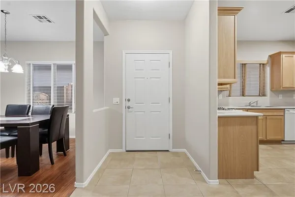 Property Slideshow image 2 of 34 | 3872 paint ct, Las Vegas, NV, 89122