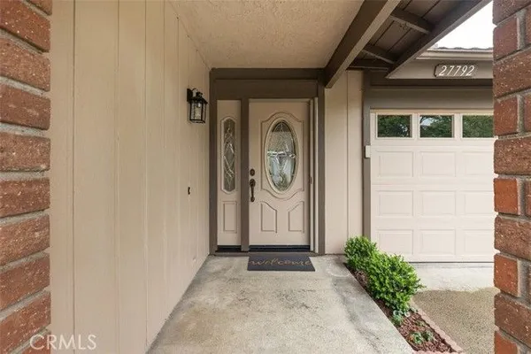 Property Slideshow image 2 of 32 | 27792 via granados, Mission Viejo, CA, 92692
