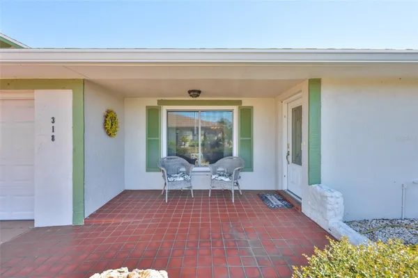 Property Slideshow image 3 of 46 | 318 fairside ct, Sun City Center, FL, 33573