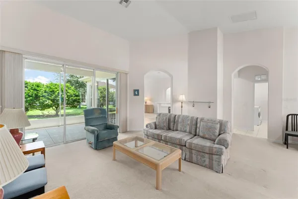 Property Slideshow image 3 of 48 | 20806 queen alexandra dr, Leesburg, FL, 34748