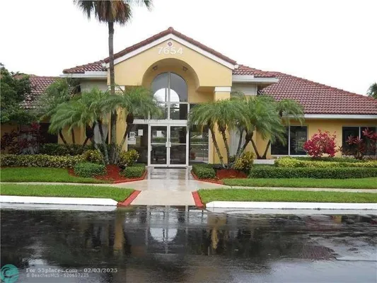 Property Slideshow image 2 of 15 | 7610 westwood dr apt 116, Tamarac, FL, 33321