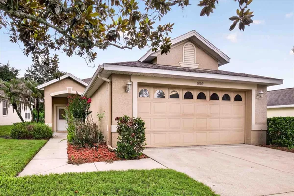 Property Slideshow image 2 of 51 | 1005 saint ives ct, Mount Dora, FL, 32757