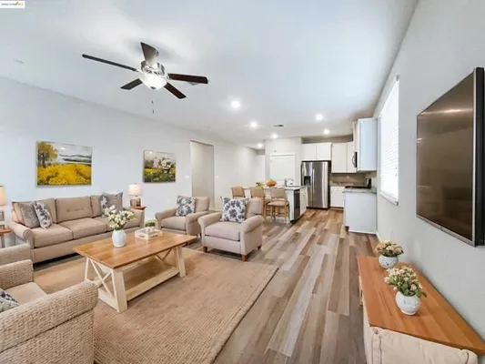 Property Slideshow image 2 of 32 | 2211 reunion ln, Rio Vista, CA, 94571