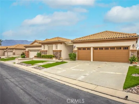 Property Slideshow image 3 of 59 | 2027 melbourne cir, Banning, CA, 92220