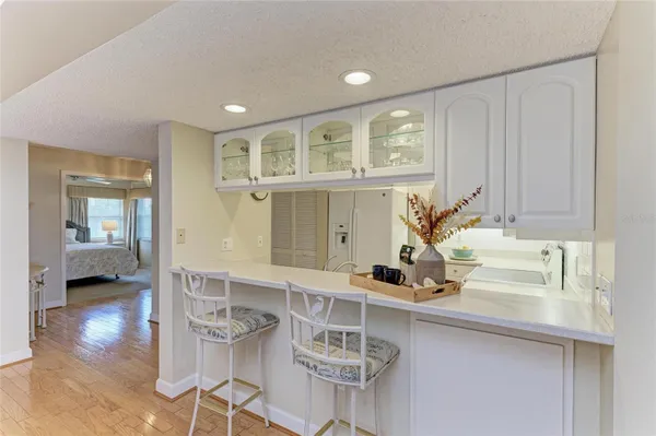 Property Slideshow image 3 of 45 | 1247 edgewater cir # 1247, Bradenton, FL, 34209