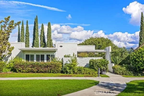 Property Slideshow image 2 of 44 | 2119 via puerta q, Laguna Woods, CA, 92637