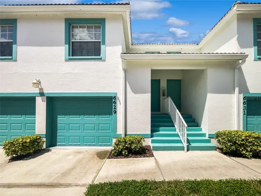 Property Slideshow image 2 of 29 | 6629 pineview ter # 5-201, Bradenton, FL, 34203