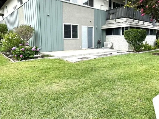 Property Slideshow image 3 of 26 | 1920 mckinney way, Seal Beach, CA, 90740