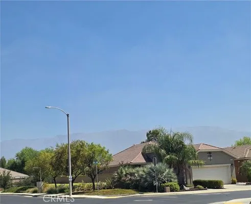 Property Slideshow image 2 of 3 | 237 white sands st, Beaumont, CA, 92223