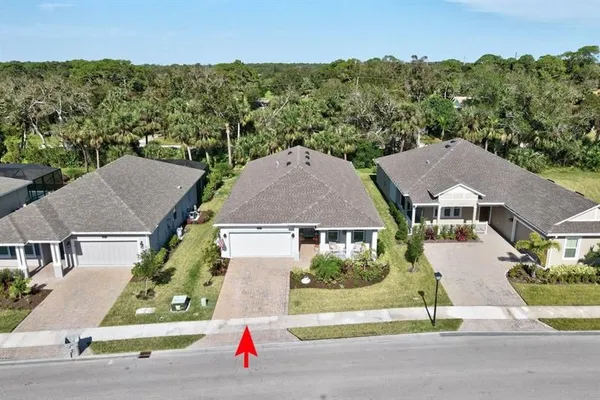 Property Slideshow image 3 of 44 | 3577 loblolly sq, Vero Beach, FL, 32966