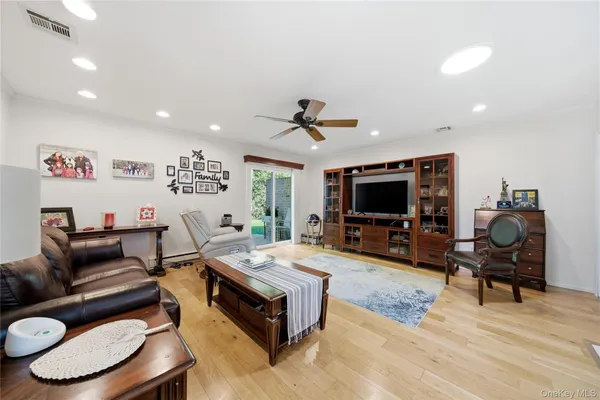 Property Slideshow image 3 of 21 | 66 harbor n, Babylon, NY, 11701