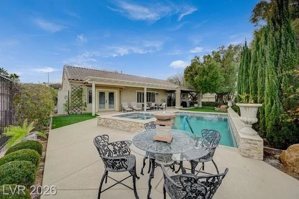 Property Slideshow image 3 of 96 | 2009 fern hill ct, Henderson, NV, 89052