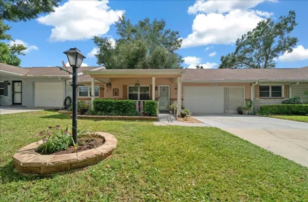 Property Slideshow image 2 of 41 | 8726 sw 95th st c, Ocala, FL, 34481