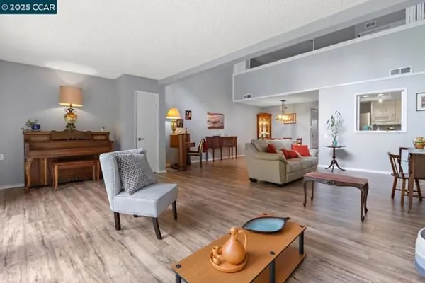 Property Slideshow image 2 of 47 | 1244 singingwood ct 1, Walnut Creek, CA, 94595