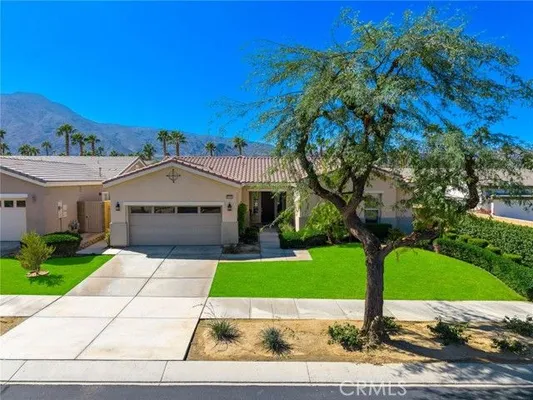 Property Slideshow image 2 of 35 | 60165 desert rose dr, La Quinta, CA, 92253