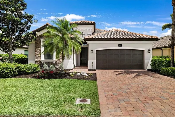 Property Slideshow image 2 of 45 | 28627 derry ct, Bonita Springs, FL, 34135