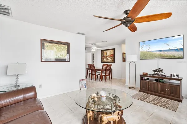 Property Slideshow image 2 of 16 | 8571 sw 105th pl, Ocala, FL, 34481