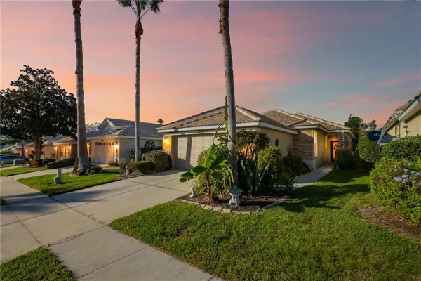 Property Slideshow image 2 of 31 | 9089 saint andrews way, Mount Dora, FL, 32757