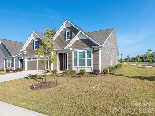 Property Slideshow image 3 of 33 | 4423 moxie way, Charlotte, NC, 28215