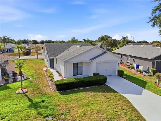 Property Slideshow image 3 of 83 | 637 cockatoo loop, Lakeland, FL, 33809