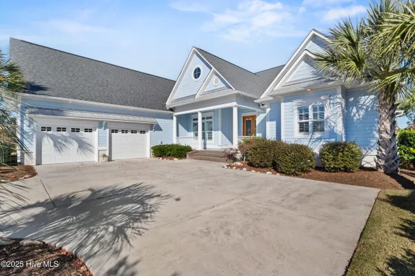 Property Slideshow image 2 of 74 | 2112 cokesbury ct, Leland, NC, 28451