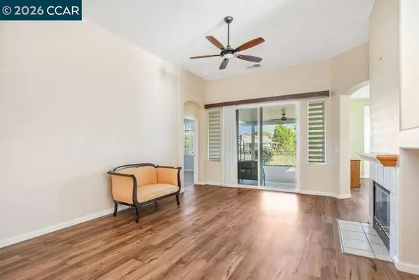 Property Slideshow image 2 of 42 | 1572 rubidoux ln, Brentwood (Cc), CA, 94513