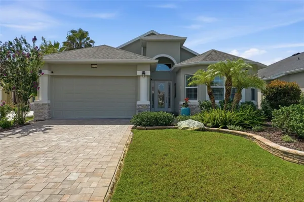 Property Slideshow image 2 of 71 | 8732 providence ct, Mount Dora, FL, 32757