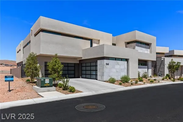 Property Slideshow image 3 of 62 | 1548 pleasant bay ct, Henderson, NV, 89011
