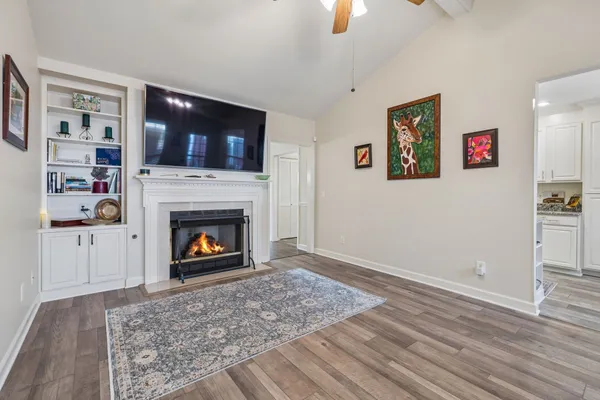 Property Slideshow image 2 of 82 | 6017 sunrise cir, Franklin, TN, 37067