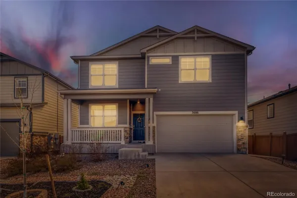 Property Slideshow image 2 of 35 | 3686 sandy vista ln, Castle Rock, CO, 80104
