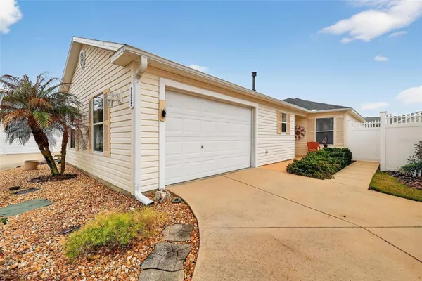 Property Slideshow image 2 of 24 | 1235 estill ave, The Villages, FL, 32162