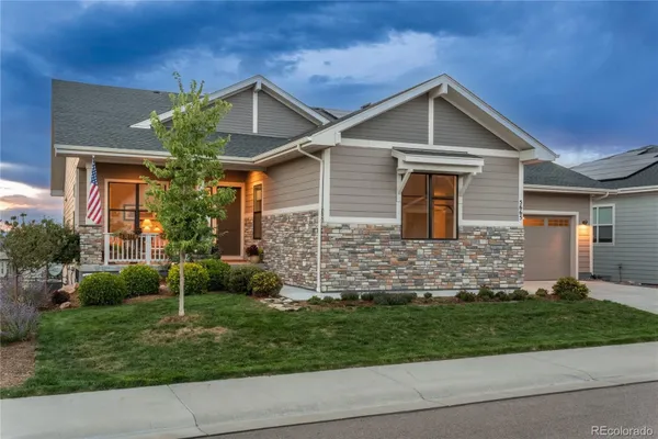 Property Slideshow image 2 of 49 | 5665 shadescale way, Castle Rock, CO, 80104