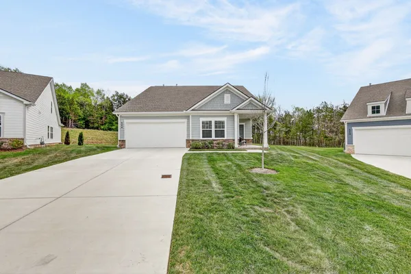 Property Slideshow image 3 of 40 | 544 banchory dr, Smyrna, TN, 37167