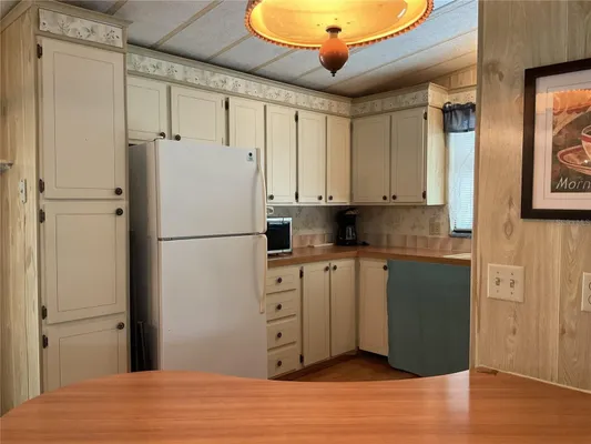 Property Slideshow image 2 of 30 | 309 s timber trl, Wildwood, FL, 34785